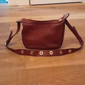Michael kors purse in a medium brown shade